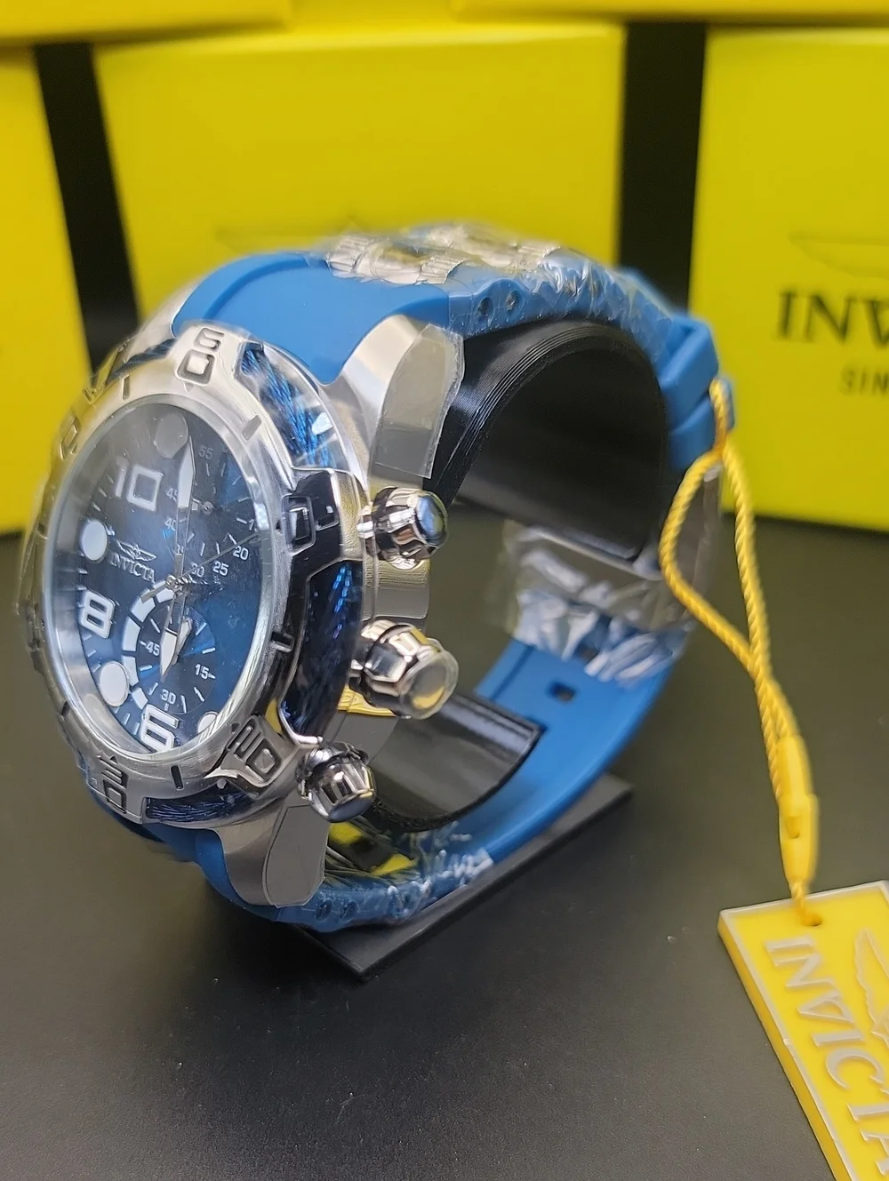 NEW ⌚️ Invicta Men's Blue Steel 24216 BOLT Tensile Chronograph Statement Watch